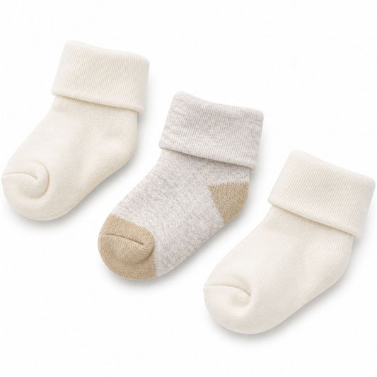Medias de algodón para bebé 3 pares (2 marfil, 1 beige)